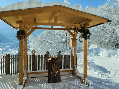 Chalet in Wald near Zillertal Ski Area im Winter