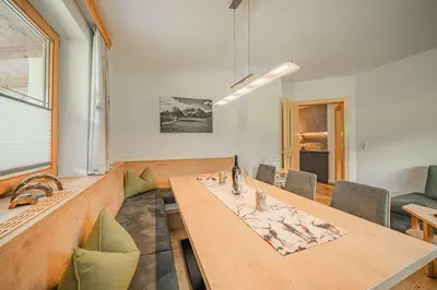 Ein Sitzbereich in der Unterkunft Appartements Gamper - Alpline Appartements KG