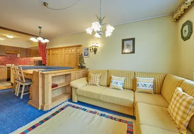 Ein Sitzbereich in der Unterkunft Appartement Lacher