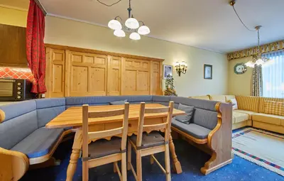 Ein Sitzbereich in der Unterkunft Appartement Lacher