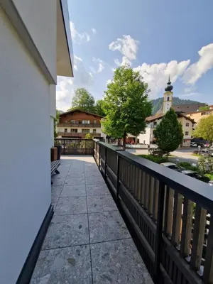 Ein allgemeiner Bergblick oder ein Berglick von der Ferienwohnung aus