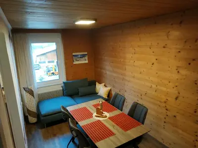 Ein Sitzbereich in der Unterkunft Ferienwohnung Sailer