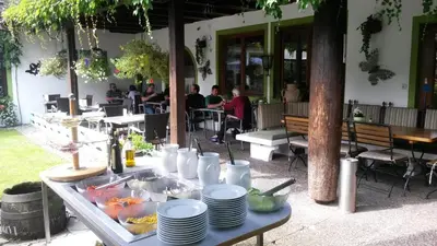 Getränke in der Unterkunft Hotel Linde