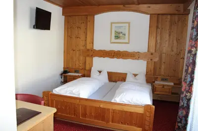Ein Bett oder Betten in einem Zimmer der Unterkunft Gasthof Zellerstuben
