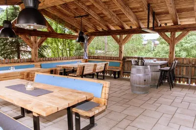 Ein Restaurant oder anderes Speiselokal in der Unterkunft Bodenhof Ferienwohnungen