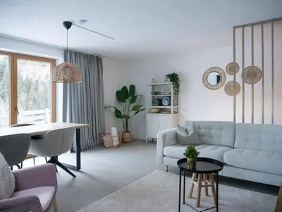 Ein Sitzbereich in der Unterkunft Haus Heidi Apartments
