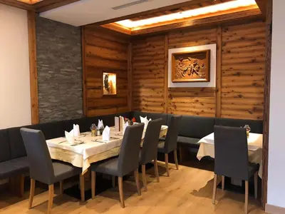 Ein Sitzbereich in der Unterkunft Hotel Eder