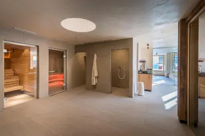 Ein Bett oder Betten in einem Zimmer der Unterkunft Hotel Alpenrose