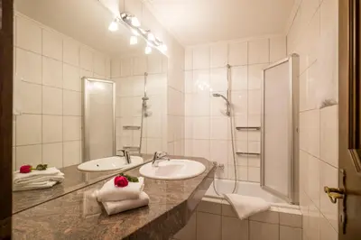 Ein Badezimmer in der Unterkunft Appartement Pieter by NV-Appartements