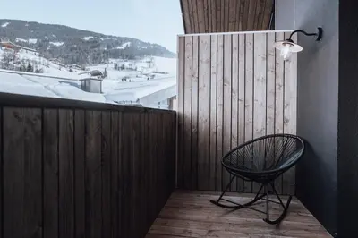 Ein allgemeiner Bergblick oder ein Berglick von des Hotels aus