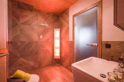 Grundriss der Unterkunft Narzenhof Wellness Chalets, Familien & Luxus Apartments am Bauernhof
