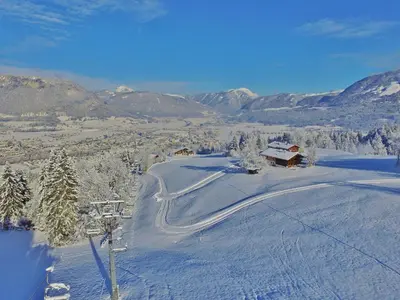 Chalet in St Johann by Ski Slope im Winter