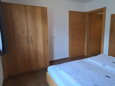 Ein Bett oder Betten in einem Zimmer der Unterkunft Apartment Anton-2 by Interhome