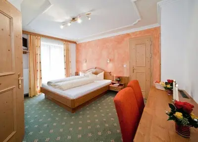 Ein Bett oder Betten in einem Zimmer der Unterkunft Pension Ederhof