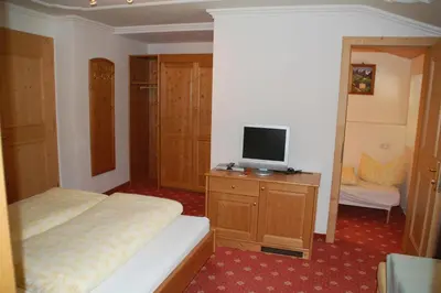 Ein Bett oder Betten in einem Zimmer der Unterkunft Pension Ederhof