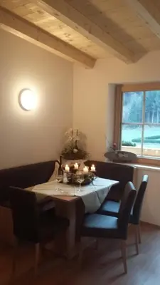 Ein Sitzbereich in der Unterkunft Apart Söllbacherhof