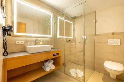 Ein Badezimmer in der Unterkunft Kräuterhotel Hochzillertal