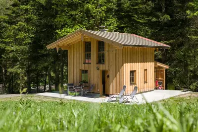 Das Gebäude in dem sich das Chalet befindet