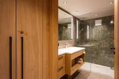 Ein Badezimmer in der Unterkunft Pension Bergheim