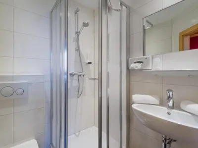 Ein Badezimmer in der Unterkunft Haus Tirol