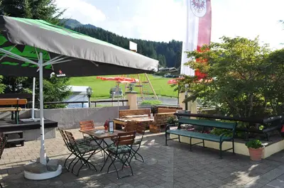Ein Garten an der Unterkunft Das Resort Brixen