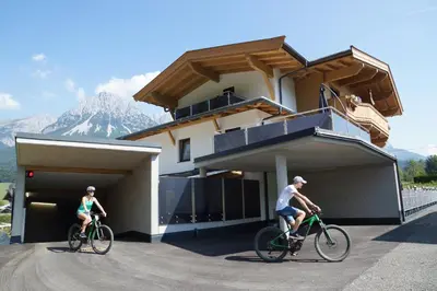 Radfahren an der Unterkunft Kaiserappartements-Marie oder in der Nähe
