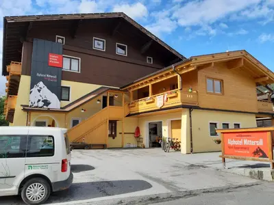 Das Gebäude in dem sich das Hotel befindet