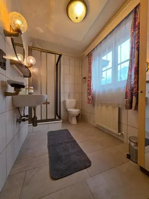 Ein Badezimmer in der Unterkunft Ferienhäusl Hubert und Staller