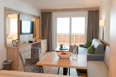 Ein Sitzbereich in der Unterkunft Hotel Der Wastlhof - direkt an der Skipiste Wellness & Spa