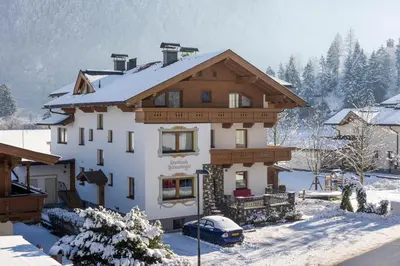 Landhaus Schneeberger im Winter