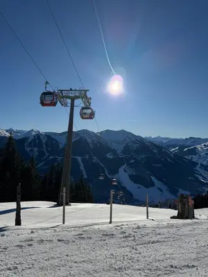 Appartementhaus Casamarai im Winter