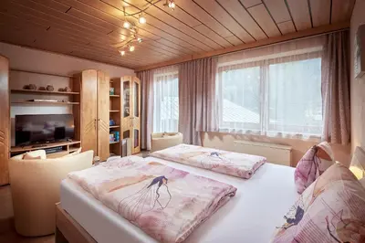 Ein Bett oder Betten in einem Zimmer der Unterkunft Appart Burgwies ink Nationalpark Sommercard