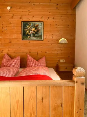 Ein Bett oder Betten in einem Zimmer der Unterkunft Haus Barbara
