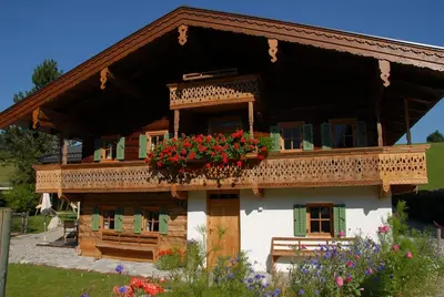 Ein Garten an der Unterkunft Ferienhaus Kramerl