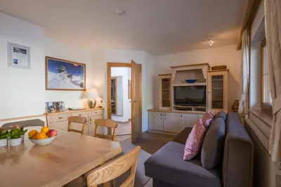 Ein Sitzbereich in der Unterkunft Kalle's Familien-Appartements