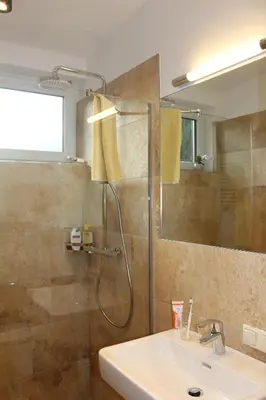 Ein Badezimmer in der Unterkunft Pension Norika