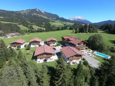 Ein allgemeiner Bergblick oder ein Berglick von der Ferienwohnung aus