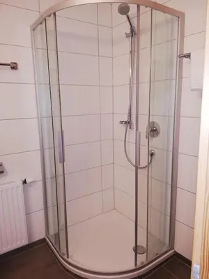 Ein Badezimmer in der Unterkunft Astn Hütten Residenz Waldsicht Königsleiten - Ferienwohnungen
