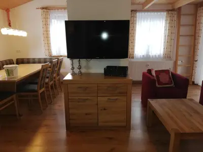 TV/Unterhaltungsangebot in der Unterkunft Astn Hütten Residenz Waldsicht Königsleiten - Ferienwohnungen