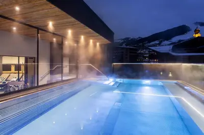 Der Swimmingpool an oder in der Nähe von Hotel Gappmaier