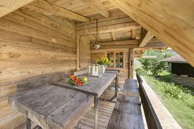 Ein Garten an der Unterkunft Bauernhaus-Schloss Wagrain