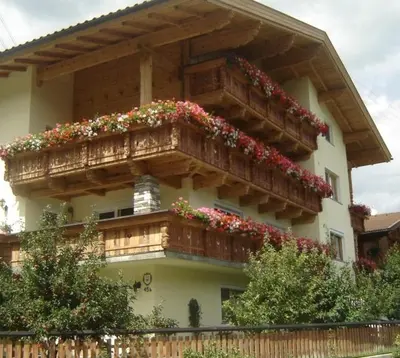 Ein Balkon oder eine Terrasse in der Unterkunft Ferienwohnungen Kainer