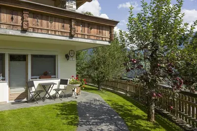 Ein Garten an der Unterkunft Ferienwohnungen Kainer