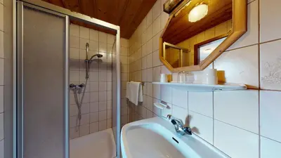 Ein Badezimmer in der Unterkunft Apartment Westendorf