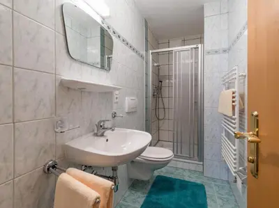 Ein Badezimmer in der Unterkunft Landhaus Kröll
