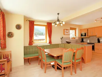 Küche/Küchenzeile in der Unterkunft Chalet in Saalbach near Ski Lift