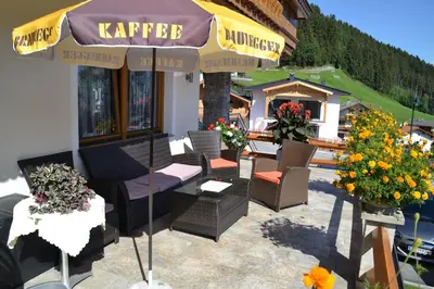 Das Gebäude in dem sich die Pension befindet