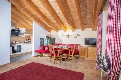 Küche/Küchenzeile in der Unterkunft Appartement Frühstückspension Landhaus Karwendel