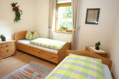 Ein Bett oder Betten in einem Zimmer der Unterkunft Ferienwohnungen Sunshine Stumm