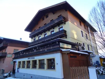 Das Gebäude in dem sich das Hotel befindet